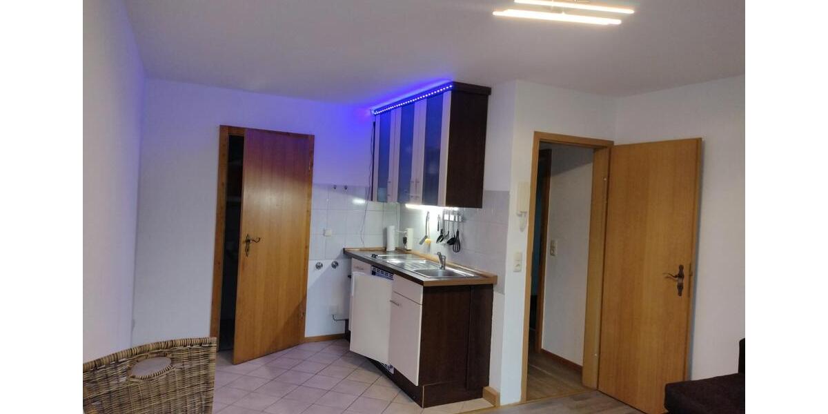 Erdgeschoßwohnung Neuhaus am Rennweg - 1 Zimmer, 22 m&sup2;, 160&euro; | Angebot:26210814