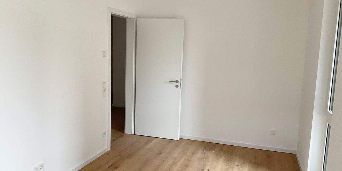 Einziehen und Genießen! Neubauwohnung mit 3 Zimmern, lichtdurchflutet, Loggia, Einbauküche 3 zimmer