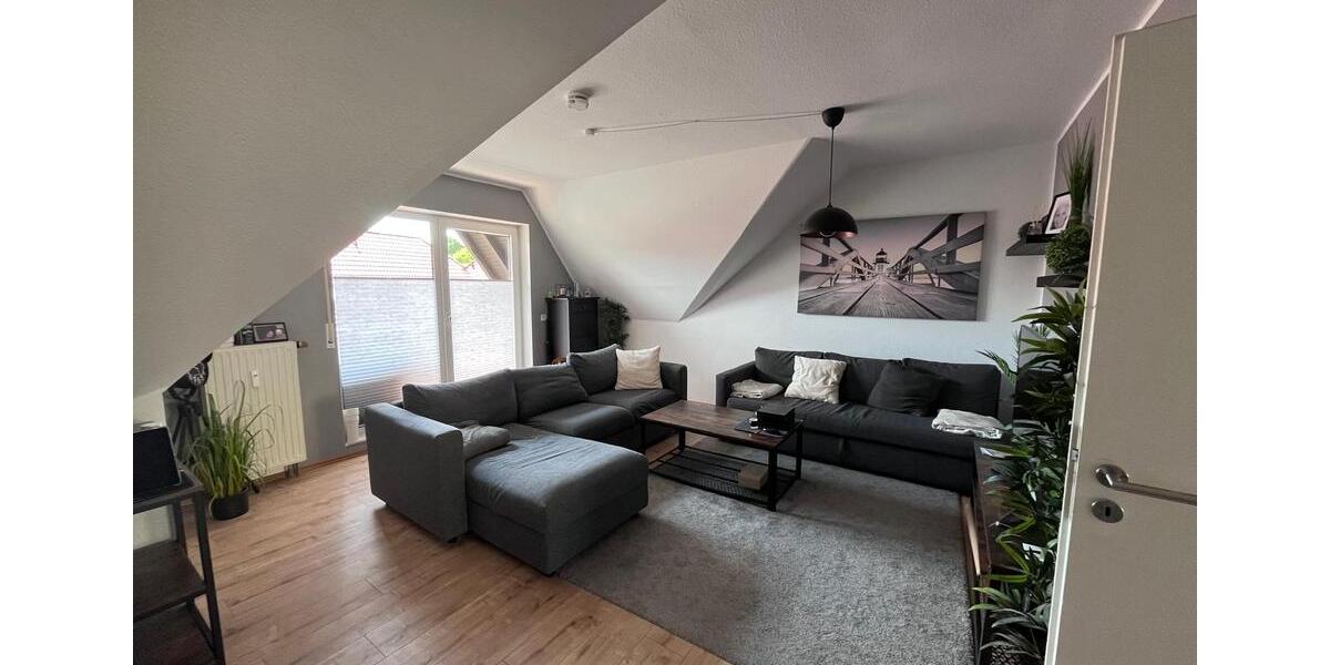 Dachgeschoßwohnung Büdingen - 2 Zimmer, 71 m&sup2;, 700&euro; | Angebot:26521792
