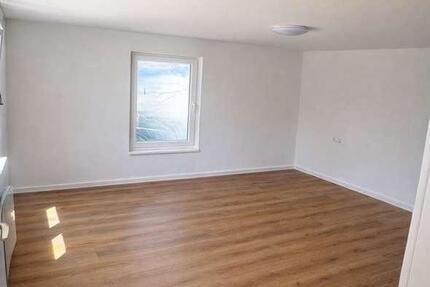 Wohnung Kirchardt - 4 Zimmer, 90 m&sup2;, 900&euro; | Angebot:27541169