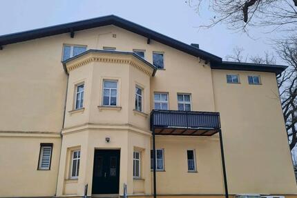 Wohnung Staßfurt - 4 Zimmer, 109 m&sup2;, 654&euro; | Angebot:25942643