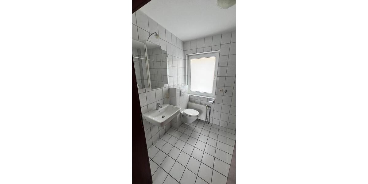 Etagenwohnung Warburg - 3 Zimmer, 75 m&sup2;, 525&euro; | Angebot:26040075