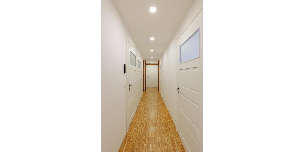 Etagenwohnung Lichtenstein (Sachsen) - 4 Zimmer, 100 m&sup2;, 950&euro; | Angebot:25830287