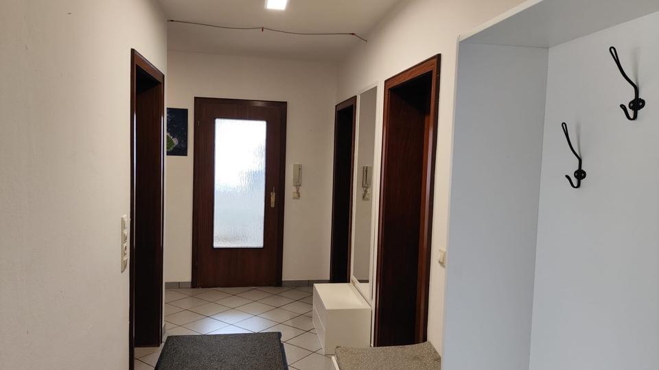 Helle 3-Zimmer-Wohnung mit Einbauküche direkt am Umweltzentrum
