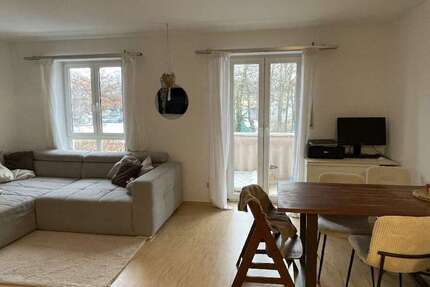 Wohnung Buchloe - 3 Zimmer, 75 m&sup2;, 845&euro; | Angebot:24877642