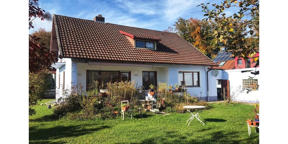Einfamilienhaus Osterhofen - 6 Zimmer, 165 m&sup2;, 1.500&euro; | Angebot:25126415