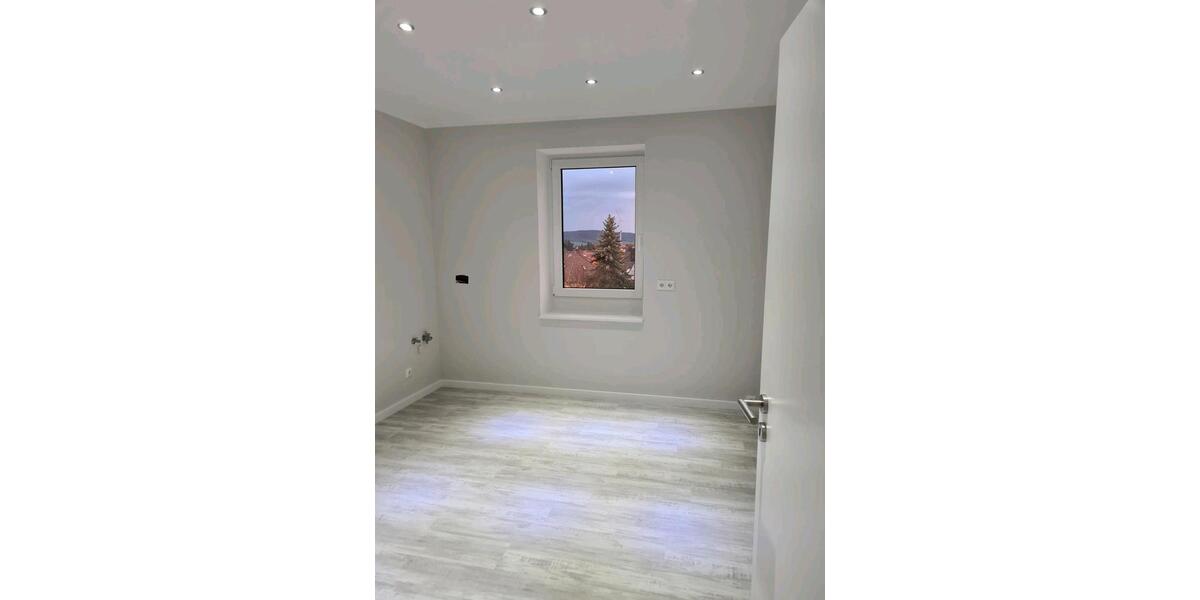 Dachgeschoßwohnung Seesen - 5 Zimmer, 110 m&sup2;, 880&euro; | Angebot:25328502