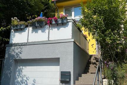 4-Zimmer Doppelhaushälfte mit EBK, Garage & Garten in HofheimTs. 4 zimmer