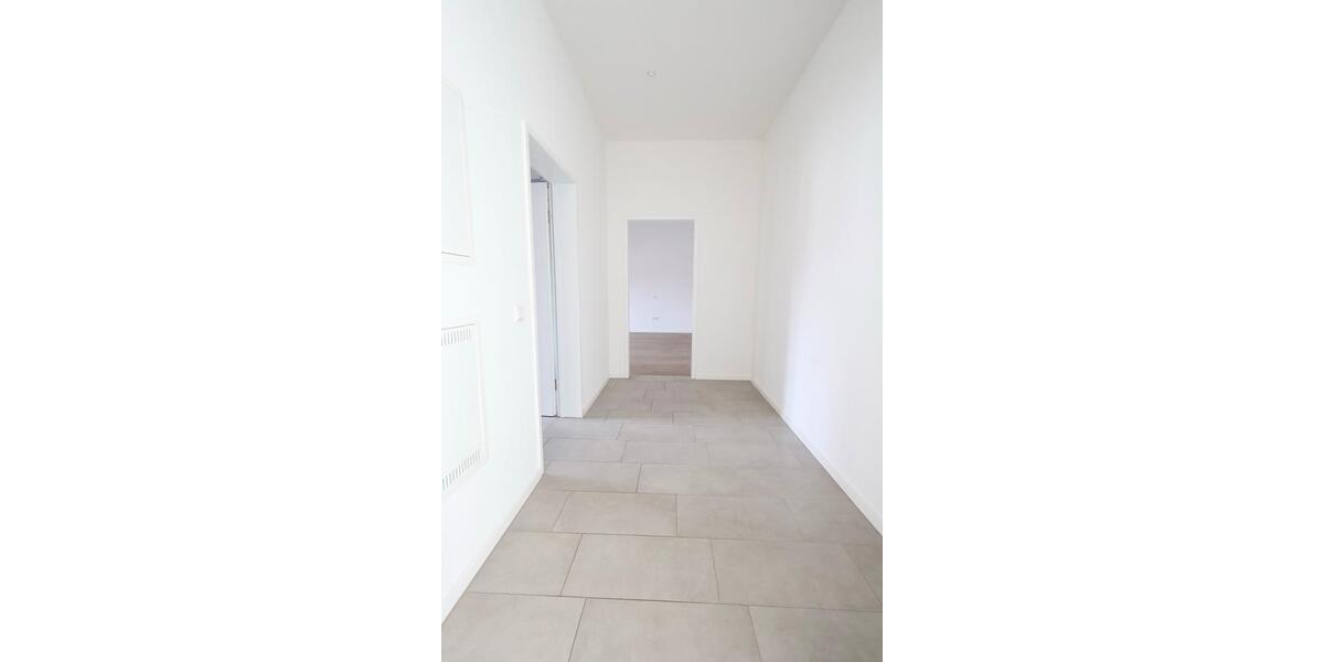 Dachgeschoßwohnung Ingolstadt - 2 Zimmer, 85 m&sup2;, 1.231&euro; | Angebot:24810953