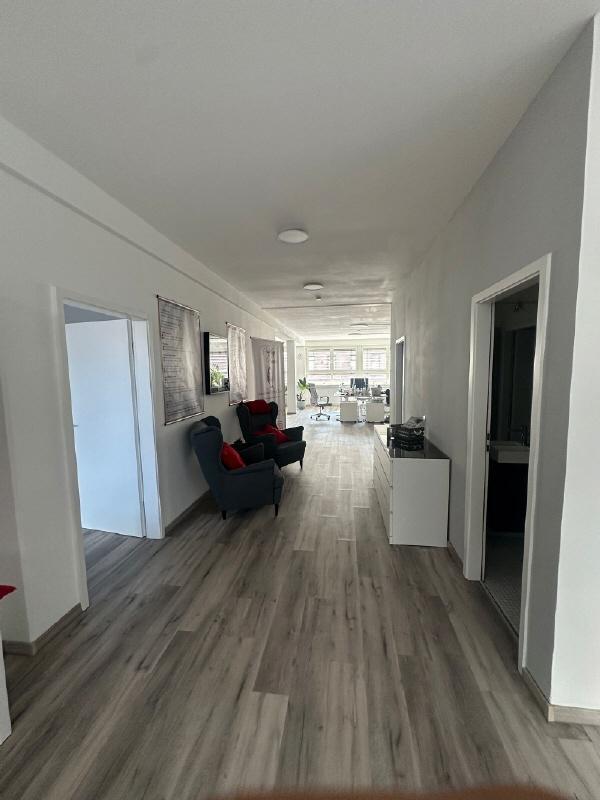 Bürofläche in Stein 130m² mit freier Einteilung als Praxis, Kanzlei, Fitnesstudio uvm. nutzbar