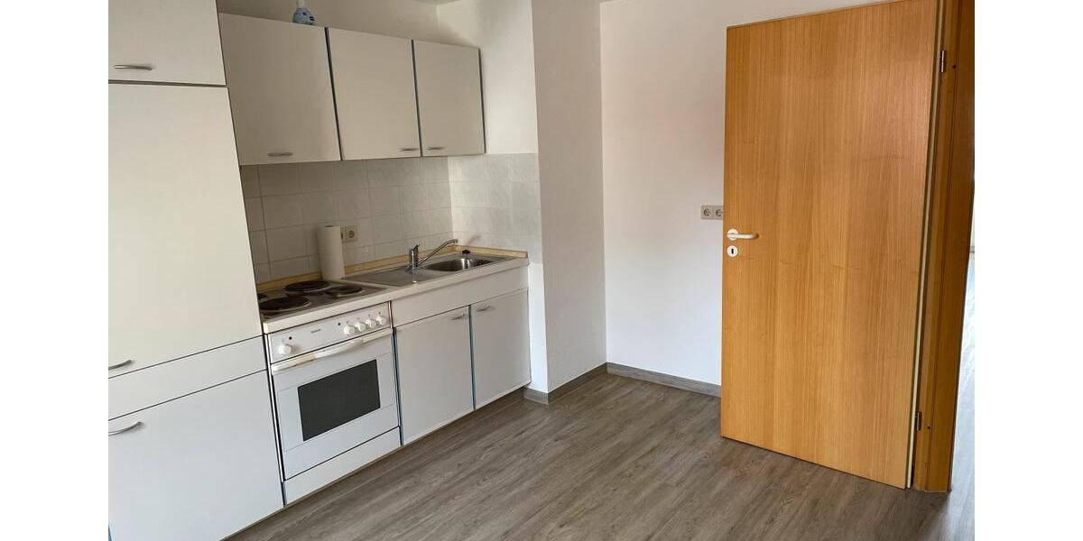 Dachgeschoßwohnung Sulzbach-Rosenberg Rosenberg - 1 Zimmer, 40 m&sup2;, 450&euro; | Angebot:25962955