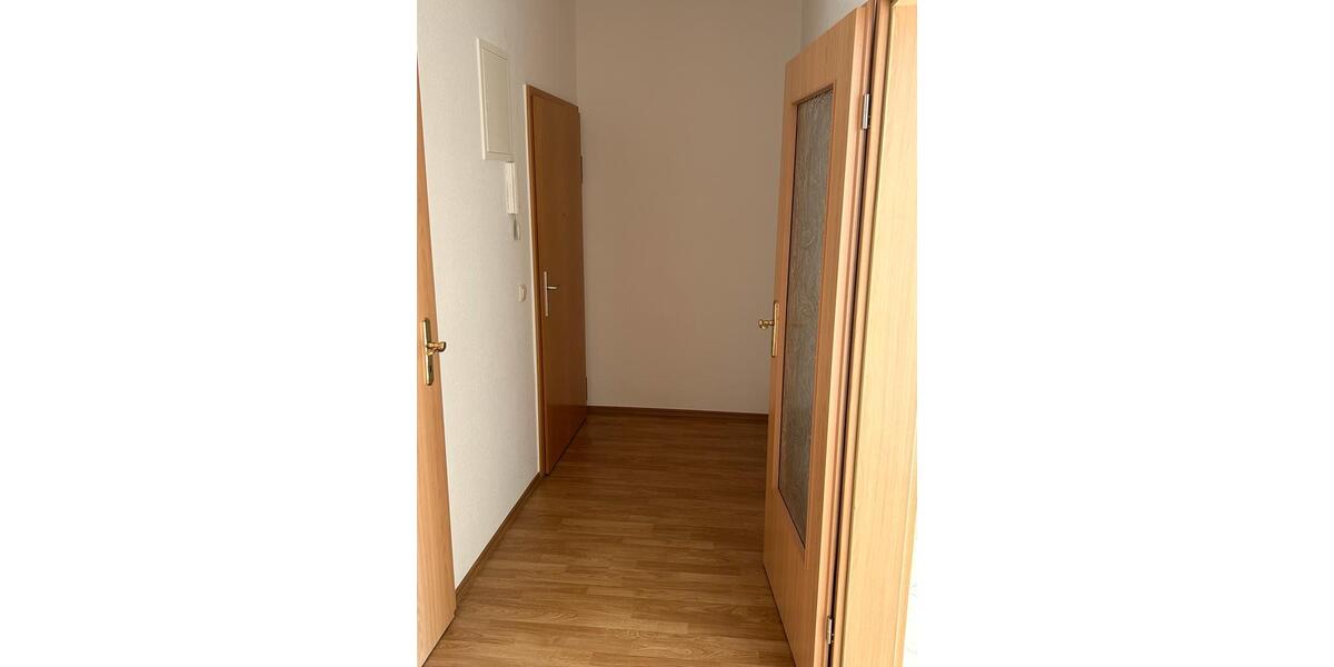 Erdgeschoßwohnung Zeitz - 3 Zimmer, 70 m&sup2;, 420&euro; | Angebot:26285236