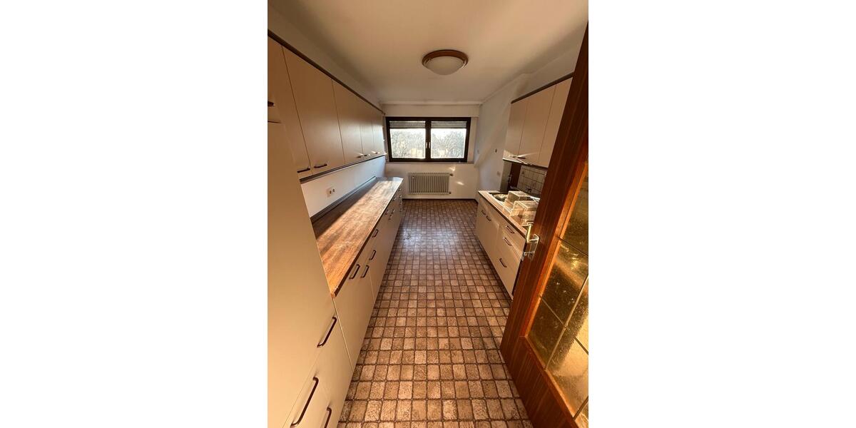 Etagenwohnung Waldsassen - 4 Zimmer, 100 m&sup2;, 1.000&euro; | Angebot:25516193