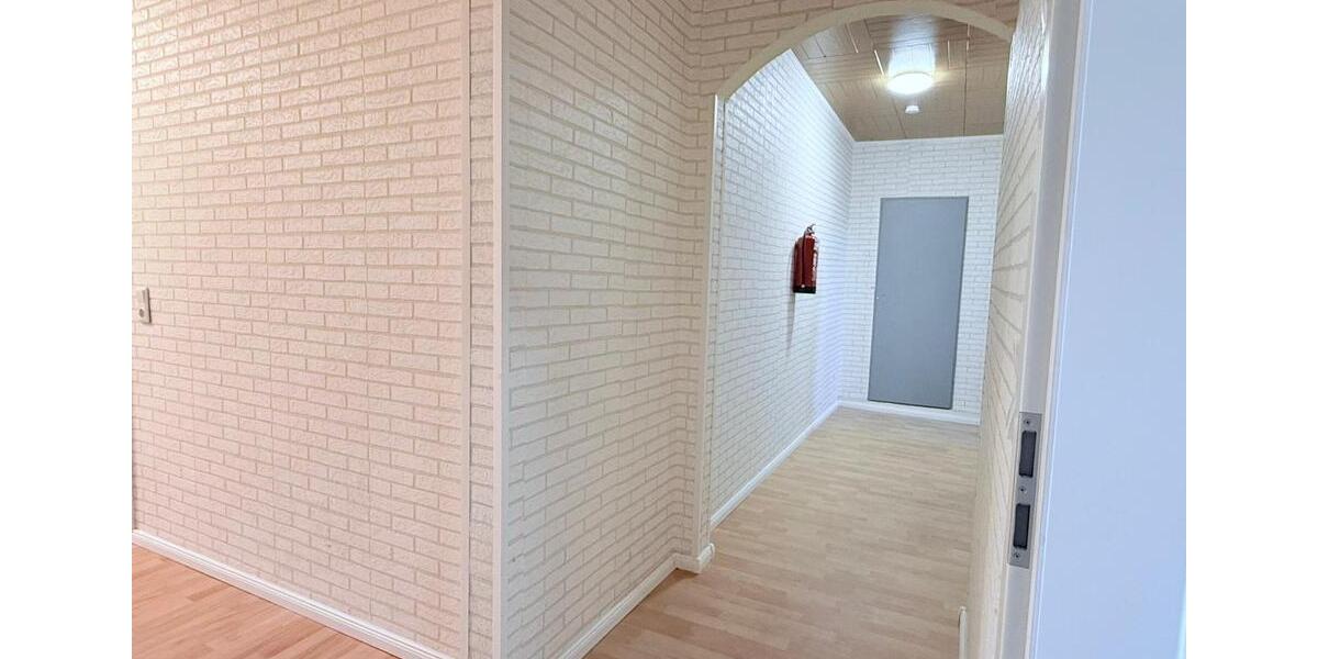 Dachgeschoßwohnung Papenburg - 5 Zimmer, 161 m&sup2;, 820&euro; | Angebot:24442395