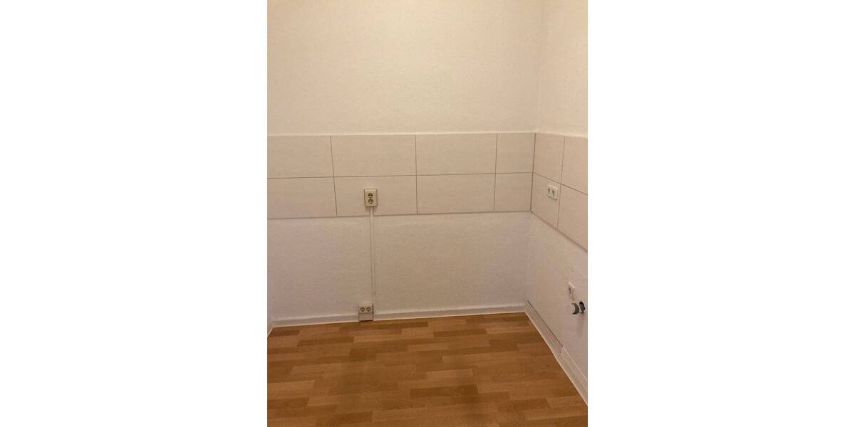 Etagenwohnung Gera Lusan - 4 Zimmer, 68 m&sup2;, 405&euro; | Angebot:26170568