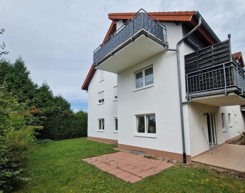 Freundliche, neu renovierte 3 Zimmer Wohnung