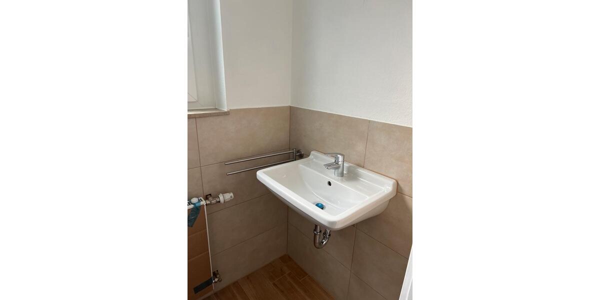 Doppelhaushälfte Oberstenfeld - 8 Zimmer, 160 m&sup2;, 1.800&euro; | Angebot:26166226