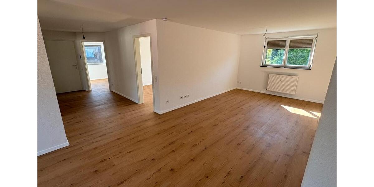 Etagenwohnung Saarlouis - 1 Zimmer, 90 m&sup2;, 900&euro; | Angebot:26600728