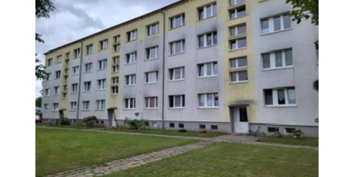 Etagenwohnung Burg Stargard - 3 Zimmer, 60 m&sup2;, 303&euro; | Angebot:25803770