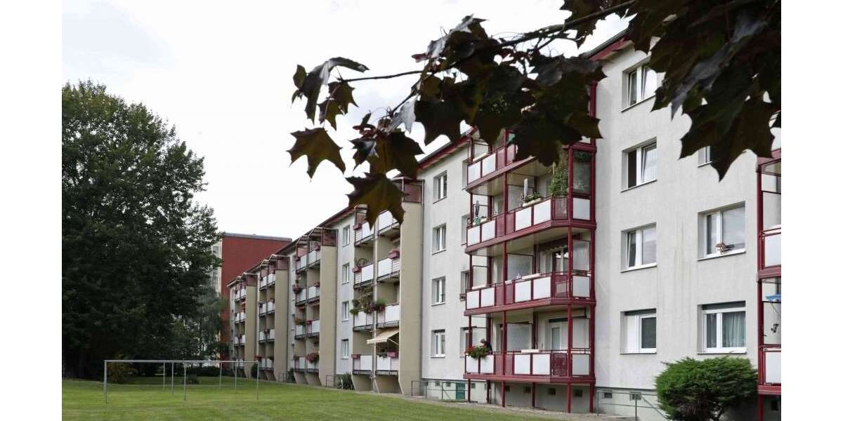 Etagenwohnung Hoyerswerda Neustadt - 1 Zimmer, 28 m&sup2;, 165&euro; | Angebot:27074802