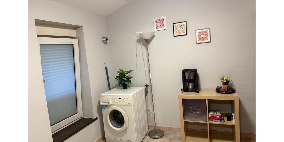 Wohnen auf Zeit Heinsberg - 2 Zimmer, 75 m&sup2;, 100&euro; | Angebot:26495396