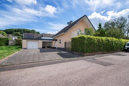 Modernes Wohnhaus möbliert ab September 2026 langfristig 4.5 zimmer