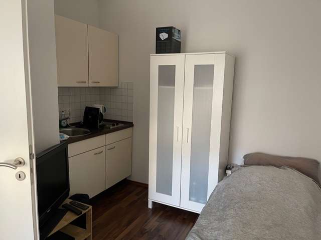Etagenwohnung Koblenz Lay - 1 Zimmer, 15 m&sup2;, 200&euro; | Angebot:26829411