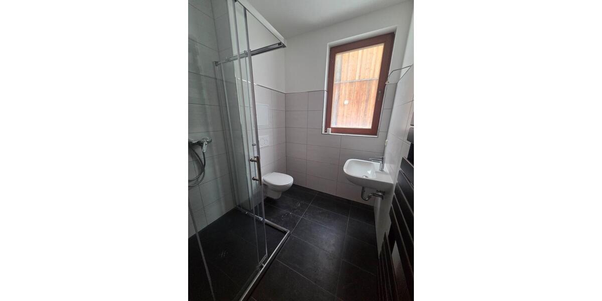 Etagenwohnung Meiningen - 4 Zimmer, 110 m&sup2;, 700&euro; | Angebot:24688107