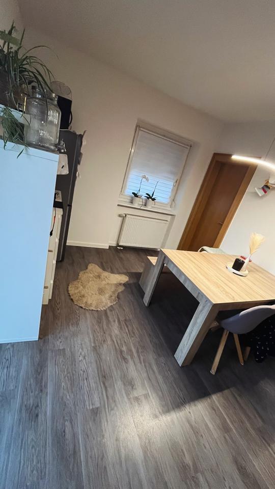 1,5 Zimmerwohnung mit großen Balkon und Keller