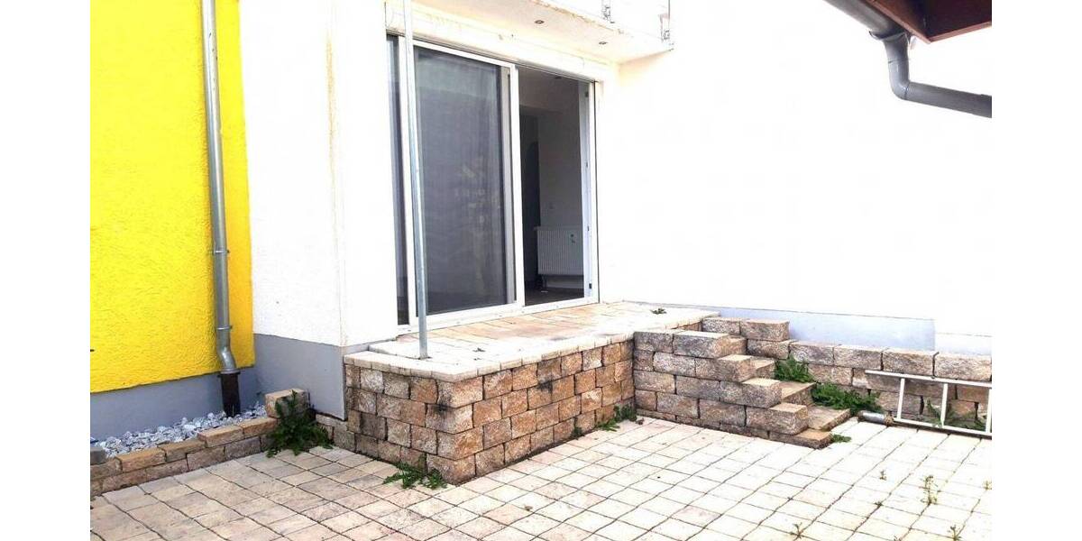 Etagenwohnung Amberg Schäflohe - 4 Zimmer, 120 m&sup2;, 1.075&euro; | Angebot:26064399