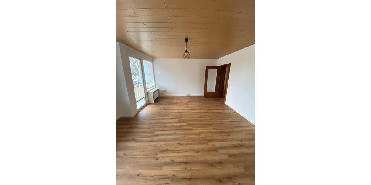 Etagenwohnung Hameln Kernstadt - 3 Zimmer, 74 m&sup2;, 800&euro; | Angebot:24878348