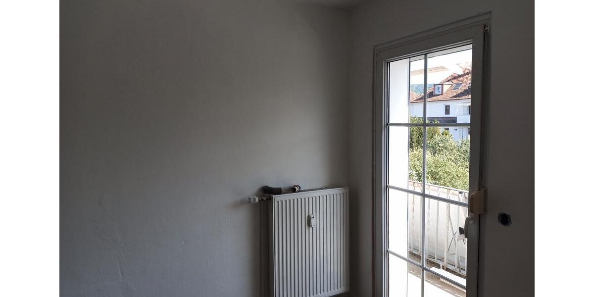 Etagenwohnung Bad Pyrmont - 4 Zimmer, 86 m&sup2;, 630&euro; | Angebot:26669438