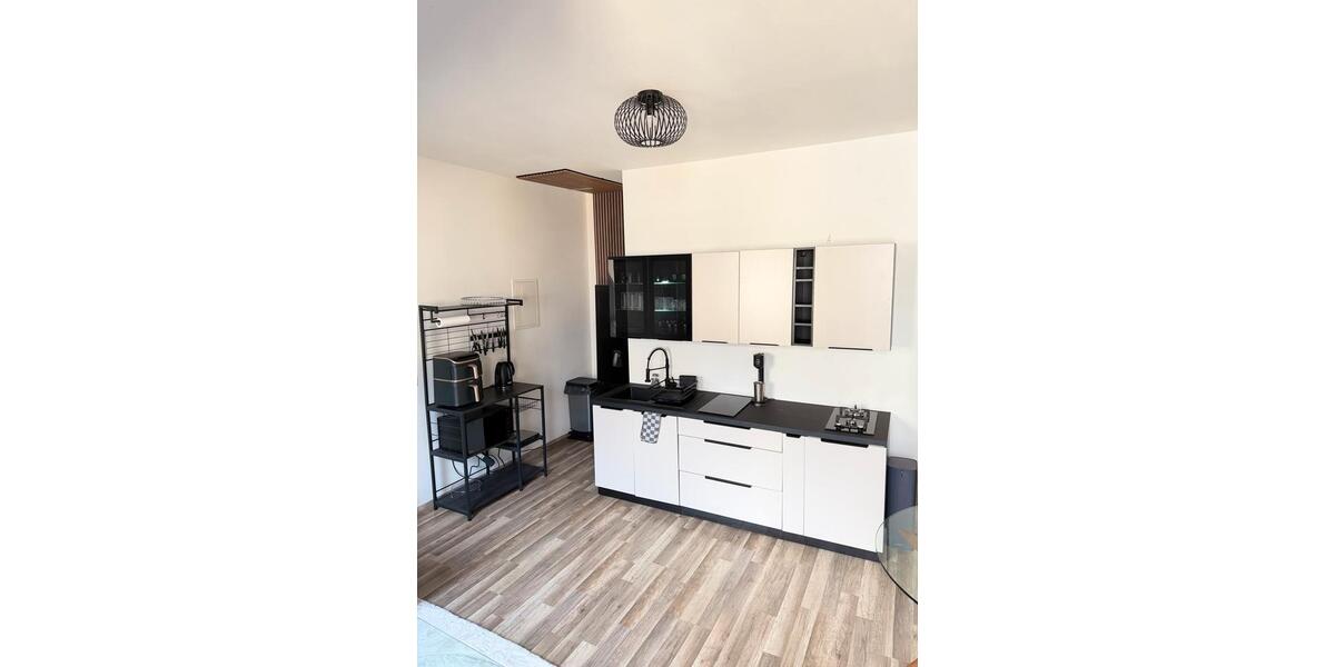 Etagenwohnung Wiesbaden - 2 Zimmer, 25 m&sup2;, 1.200&euro; | Angebot:26299950