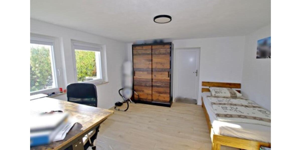 Geschmackvolle, modernisierte 2-Raum-EG-Wohnung in Regensburg 2 zimmer