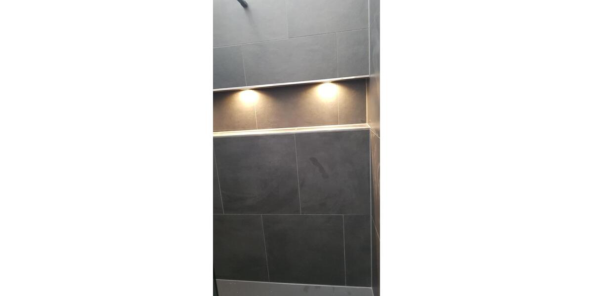 Dachgeschoßwohnung Hof Altstadt - 4 Zimmer, 100 m&sup2;, 1.250&euro; | Angebot:26470993