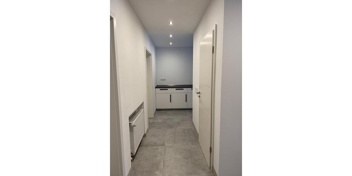 Etagenwohnung Hauneck - 5 Zimmer, 100 m&sup2;, 1.400&euro; | Angebot:25017055