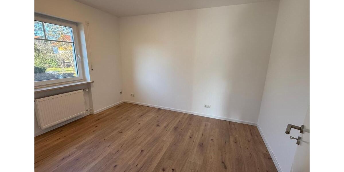 Doppelhaushälfte Tutzing - 5 Zimmer, 141 m&sup2;, 2.190&euro; | Angebot:24660608