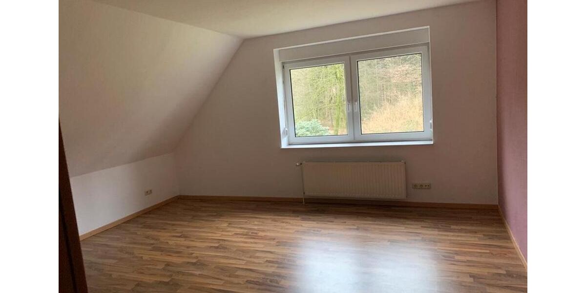 Dachgeschoßwohnung Soltau - 3 Zimmer, 90 m&sup2;, 600&euro; | Angebot:26019377
