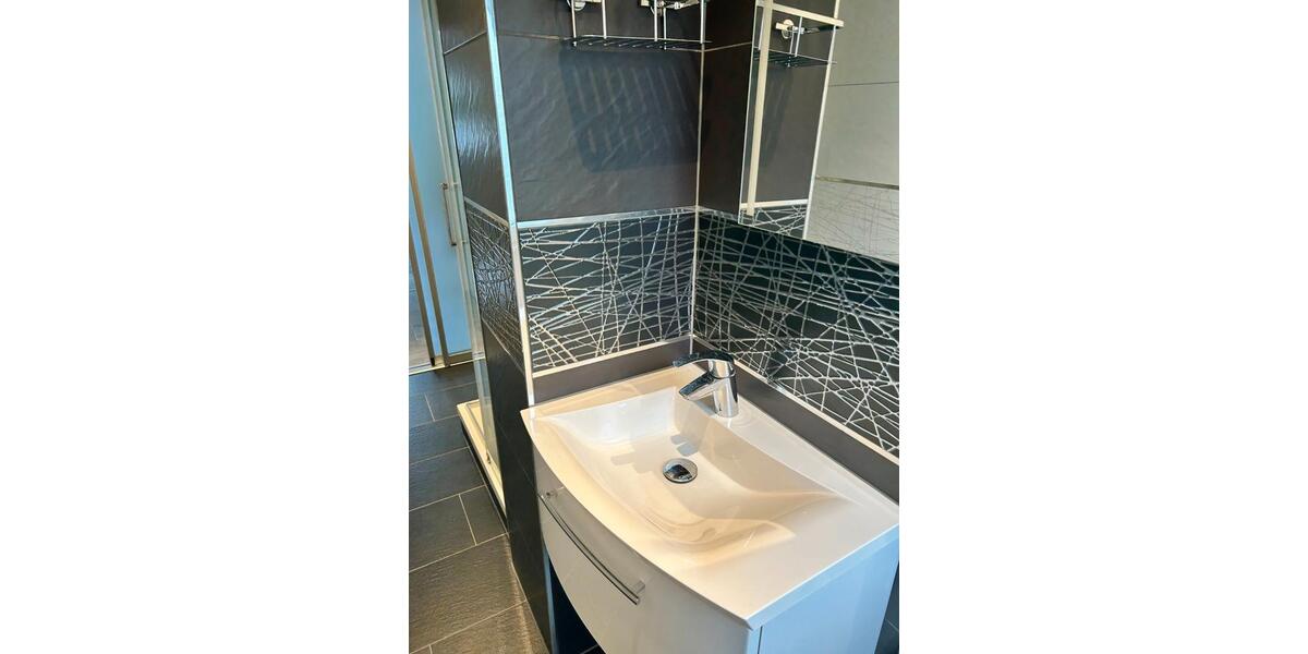 Etagenwohnung Bernburg (Saale) - 3 Zimmer, 75 m&sup2;, 575&euro; | Angebot:26564627