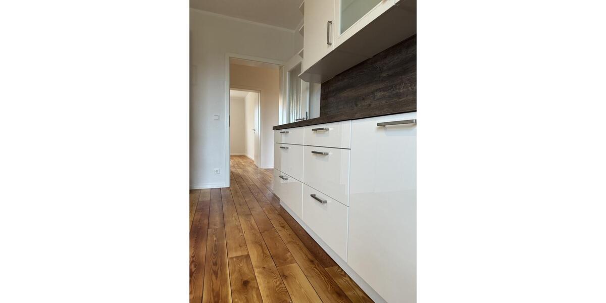 Dachgeschoßwohnung Neubrandenburg - 3 Zimmer, 85 m&sup2;, 1.225&euro; | Angebot:25943906