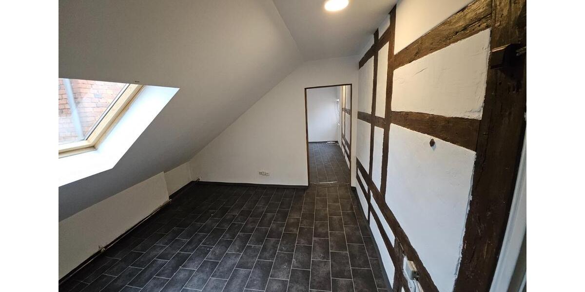 Etagenwohnung Springe - 1 Zimmer, 10 m&sup2;, 320&euro; | Angebot:24745208