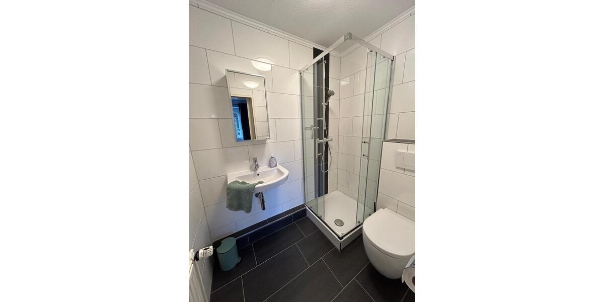 Erdgeschoßwohnung Schortens - 3 Zimmer, 95 m&sup2;, 1.500&euro; | Angebot:26047003