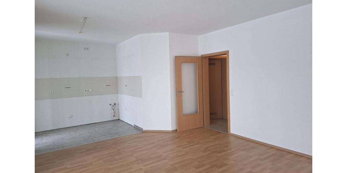 Erdgeschoßwohnung Varel - 3 Zimmer, 75 m&sup2;, 800&euro; | Angebot:24781637