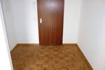 EDISONALLEE BRÜSER BERG HELL + RUHIG BALKON WANNENBAD PARKETT EBK MÖGL. TG-STELLPL. 2. ETAGEAUFZUG