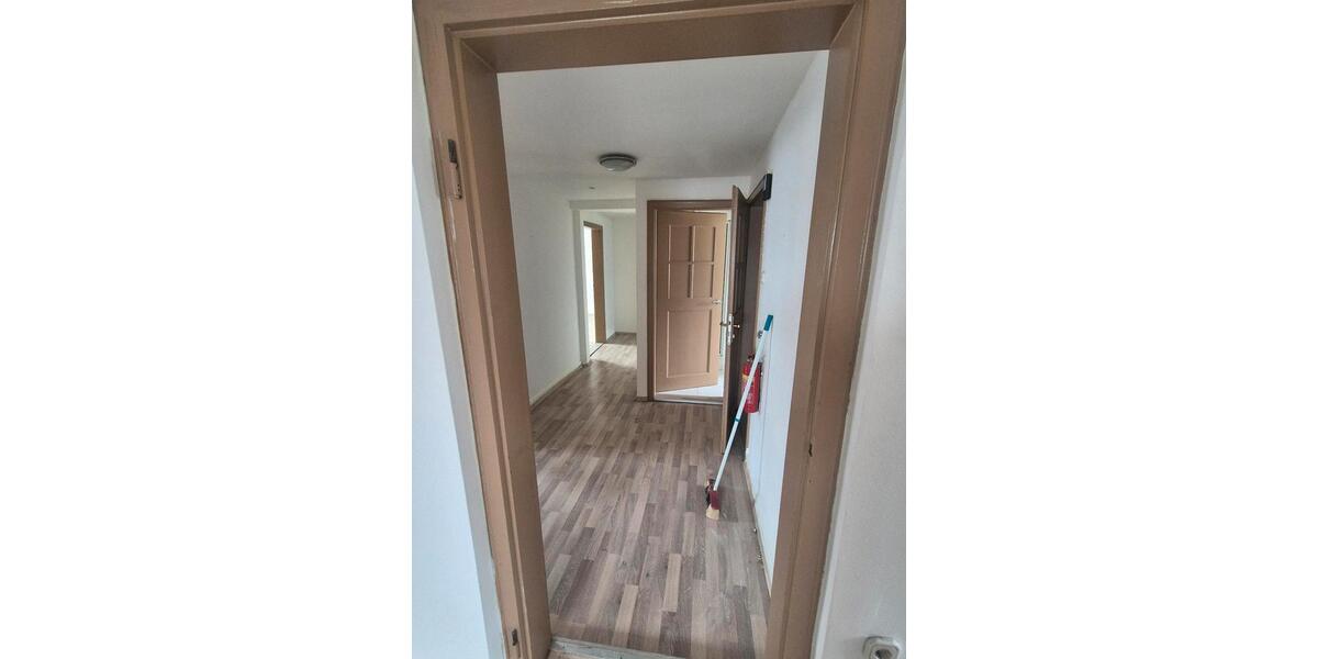 Dachgeschoßwohnung Albstadt - 3 Zimmer, 69 m&sup2;, 700&euro; | Angebot:26447043