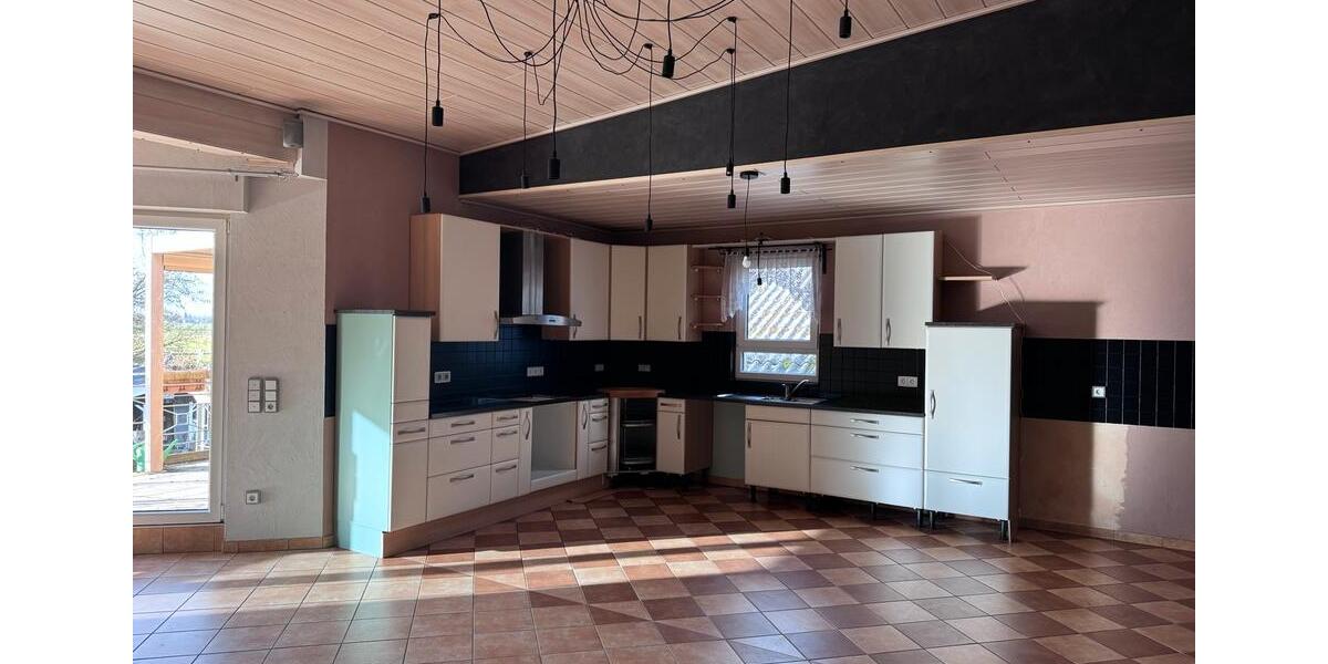 Etagenwohnung Heinsberg - 3 Zimmer, 134 m&sup2;, 1.400&euro; | Angebot:24836693