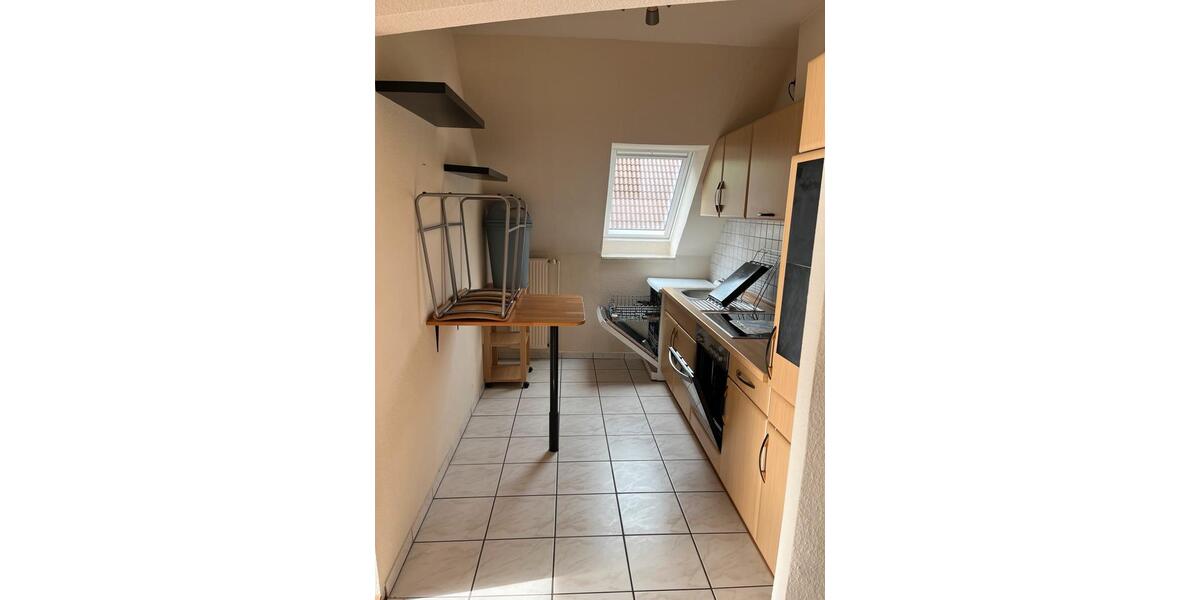 Dachgeschoßwohnung Heide - 3 Zimmer, 82 m&sup2;, 850&euro; | Angebot:26598202
