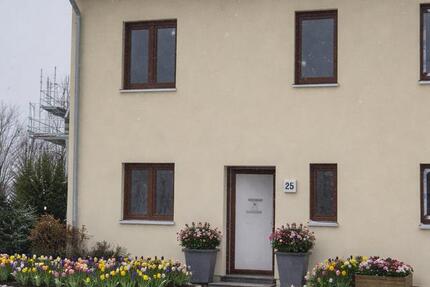 Haus Großpösna - 5 Zimmer, 138 m&sup2;, 1.950&euro; | Angebot:25138553