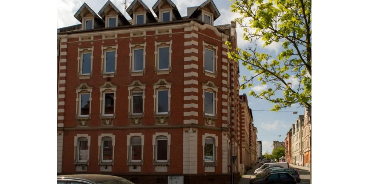 Etagenwohnung Hof Bahnhofsviertel - 6 Zimmer, 119 m&sup2;, 720&euro; | Angebot:27286689