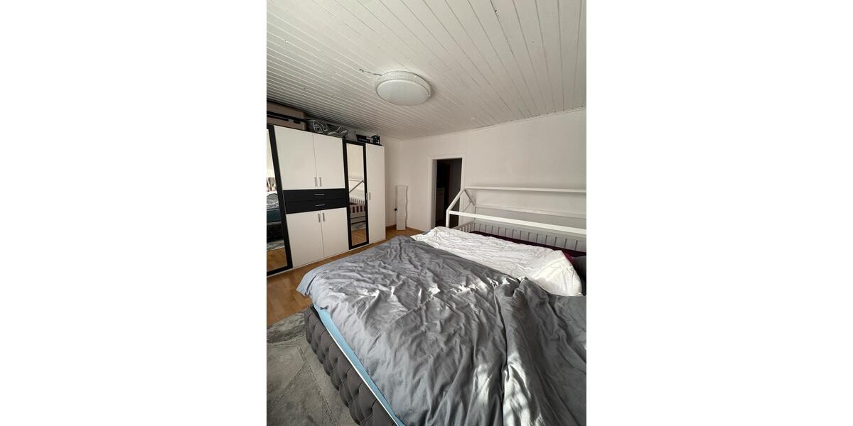 Etagenwohnung Rotenburg an der Fulda - 3 Zimmer, 90 m&sup2;, 550&euro; | Angebot:25906718